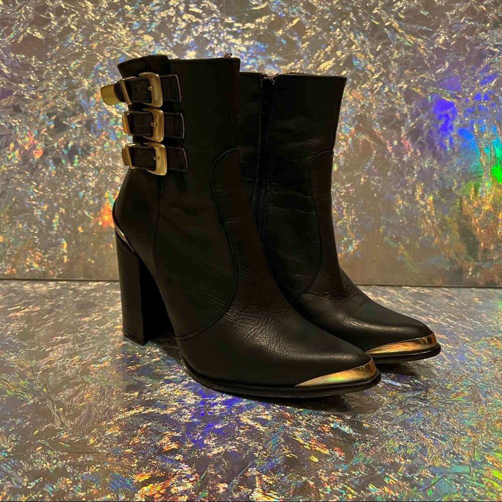 Jeffrey Campbell boots with Gold buckles. Size 7. Excellent condition! - Picture 4 of 14